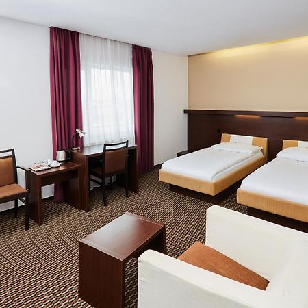 Hotel Rottal Otrokovice Eksteriør billede