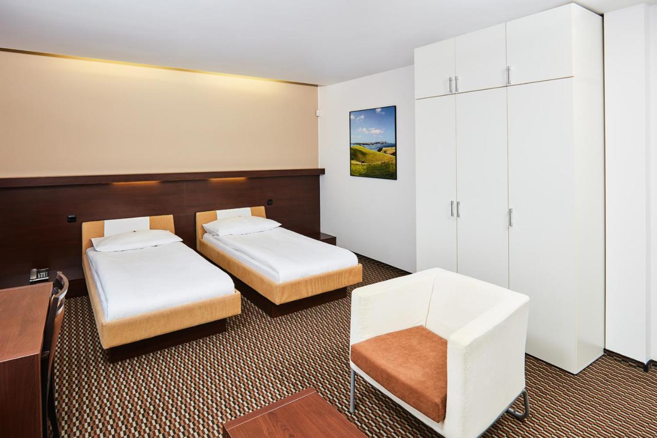 Hotel Rottal Otrokovice Værelse billede