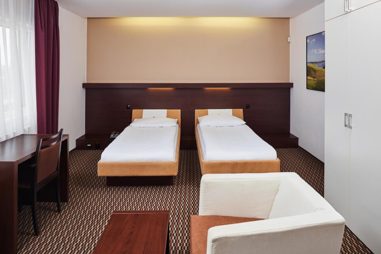 Hotel Rottal Otrokovice Værelse billede