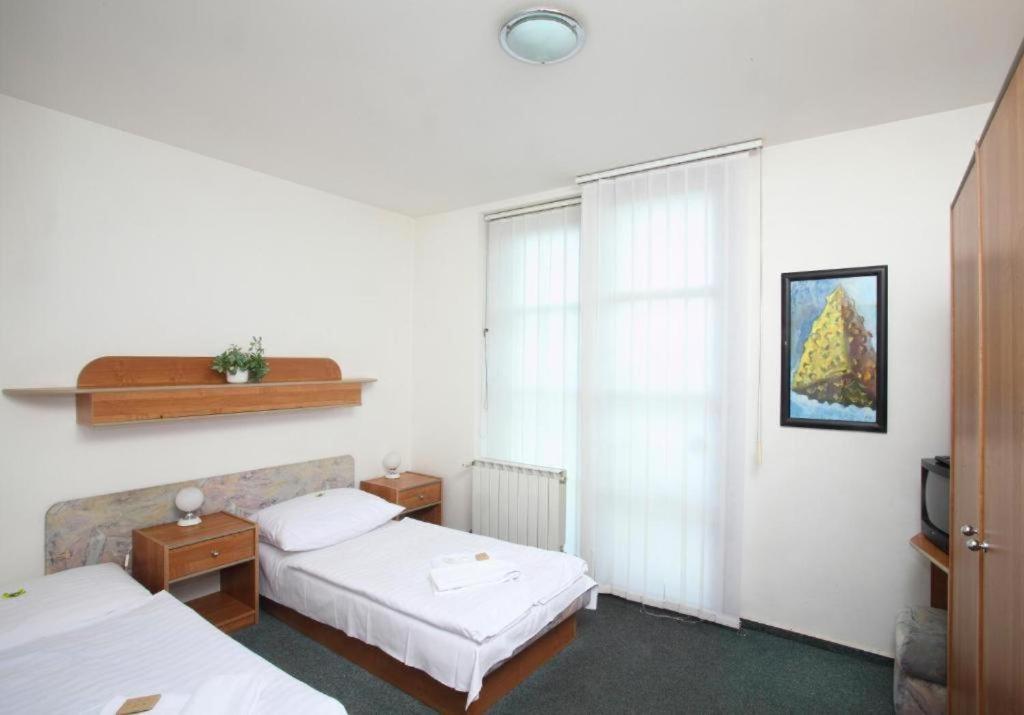 Hotel Rottal Otrokovice Eksteriør billede